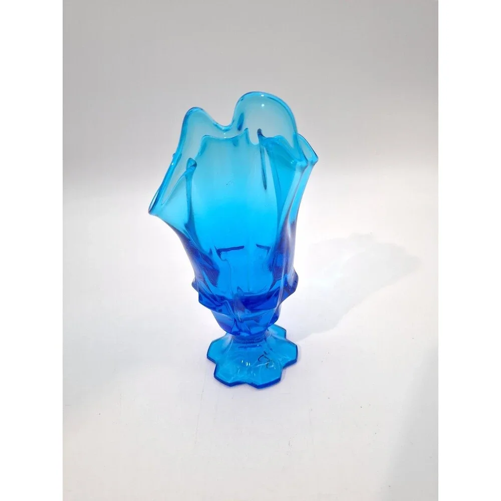 Fenton Colonial Blue Valencia Glass Swung Ruffle Edge Vase 6.75inches